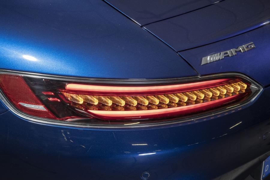 Детали экстерьера Mercedes-AMG GT (C190) 2019 года  (WW) (фото 35 из 42)